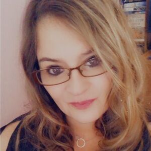 Meet your Posher, Posh